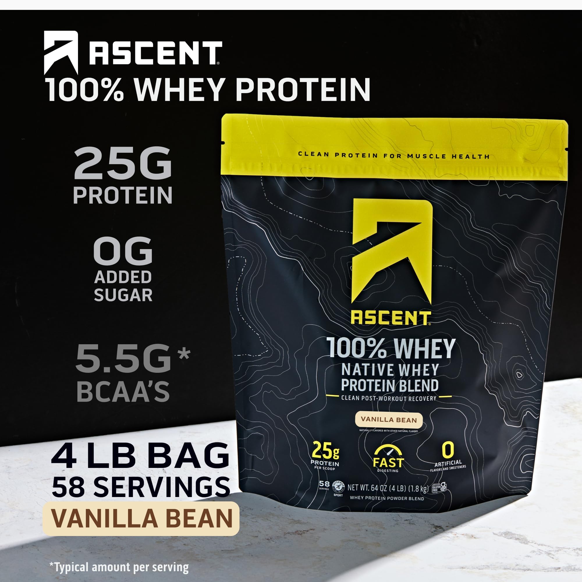 Ascent Whey Native verse facilement la poudre pour un shake onctueux à la vanille.