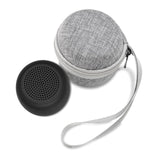 Babelio compacte dans la poche: discret et facile à glisser en déplacement.