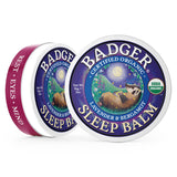 Texture crème douce Badger prête à être appliquée sur la peau pour le rituel nocturne.