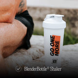 Logo BPN Go One More sur la gourde, symbole de motivation et performance