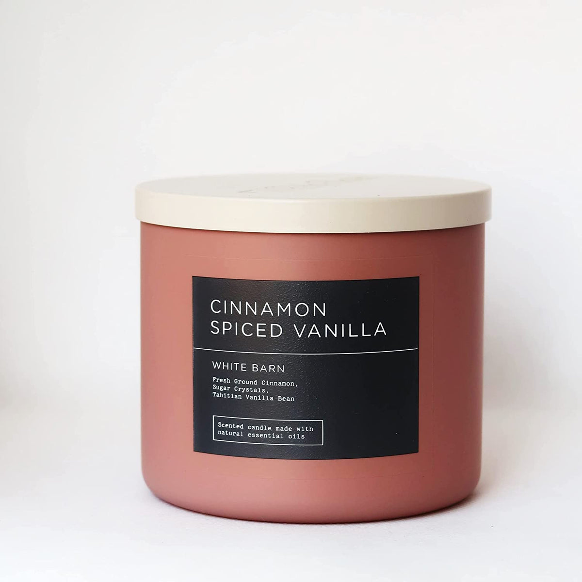 Bougie Bath & Body Works White Barn 3-Wick vanille épicée cannelle, ambiance chaleureuse.