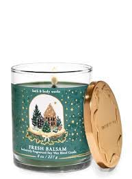 Bougie White Barn Bath & Body Works, mèche unique, parfum sapin frais et ambiance hivernale.