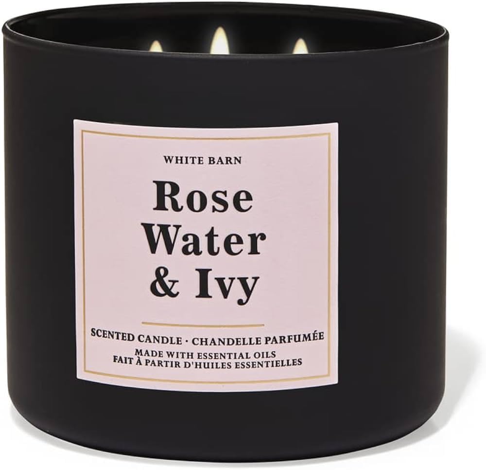 Bougie Bath & Body Works White Barn 3-meches Rose Water et Ivy, idéale pour une ambiance apaisante