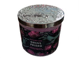 Ghoul Friend Bath & Body Works, lumière chaude pour soirée conviviale.