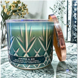 Bath & Body Works Juniper & Gin 3-Wick, longue tenue et parfum frais.