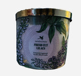 Bath & Body Works White Barn, pot-verre élégant pour une déco raffinée et parfum durable.