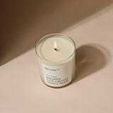 Ambiance lumineuse et parfum vivifiant avec la bougie Below 60.