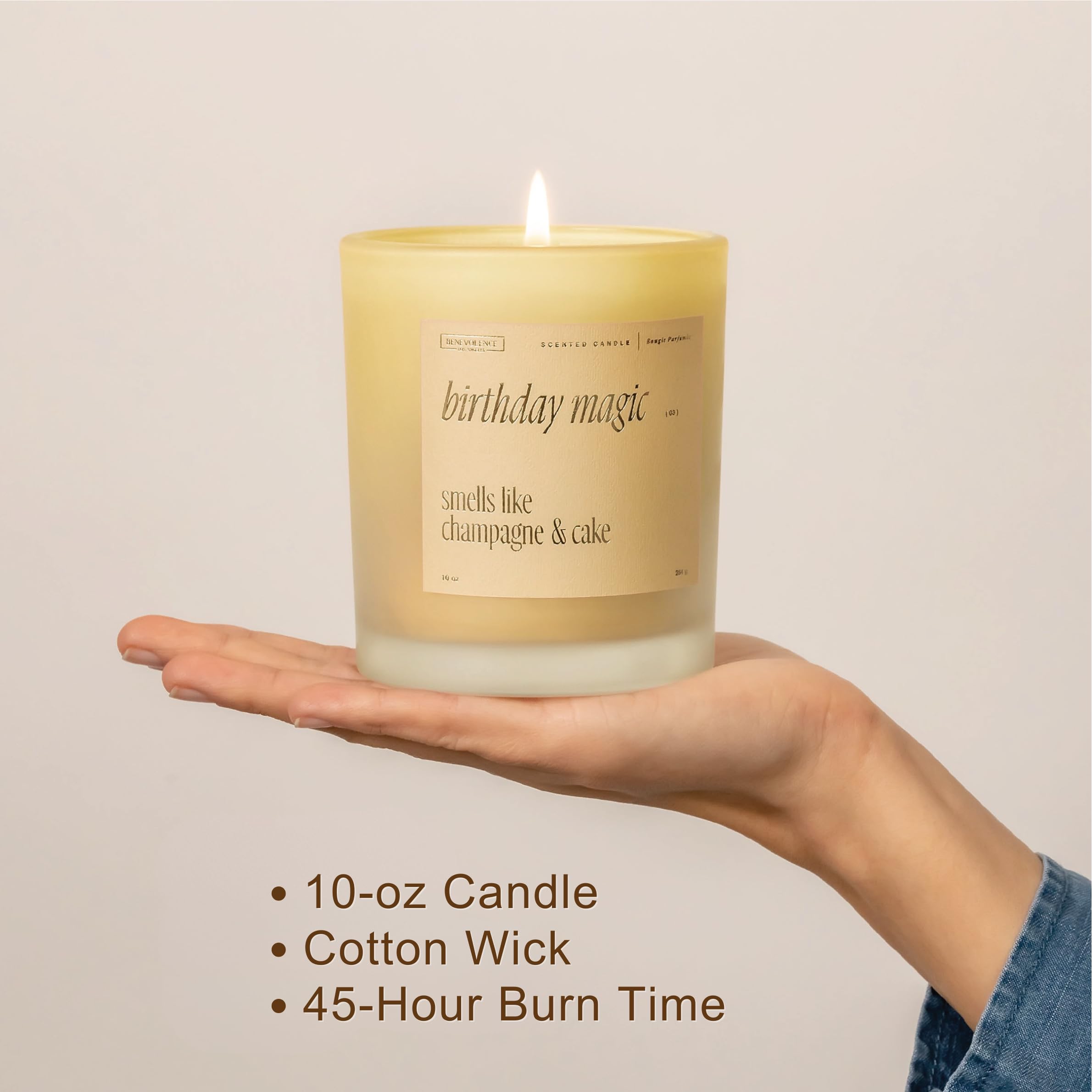 Parfum champagne et gâteau de la Bougie Magie pour une atmosphère festive