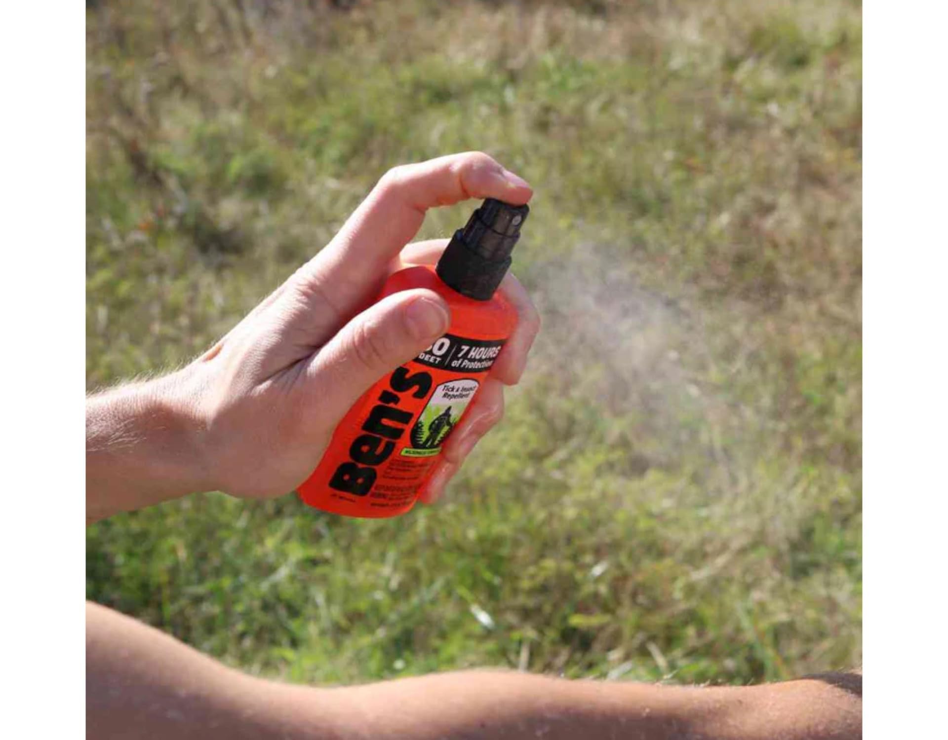 Texture légère grâce à une base aqueuse sur la peau
