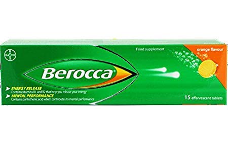 Berocca Performance, comprimés orange se dissolvant dans l’eau, énergie et concentration au quotidien