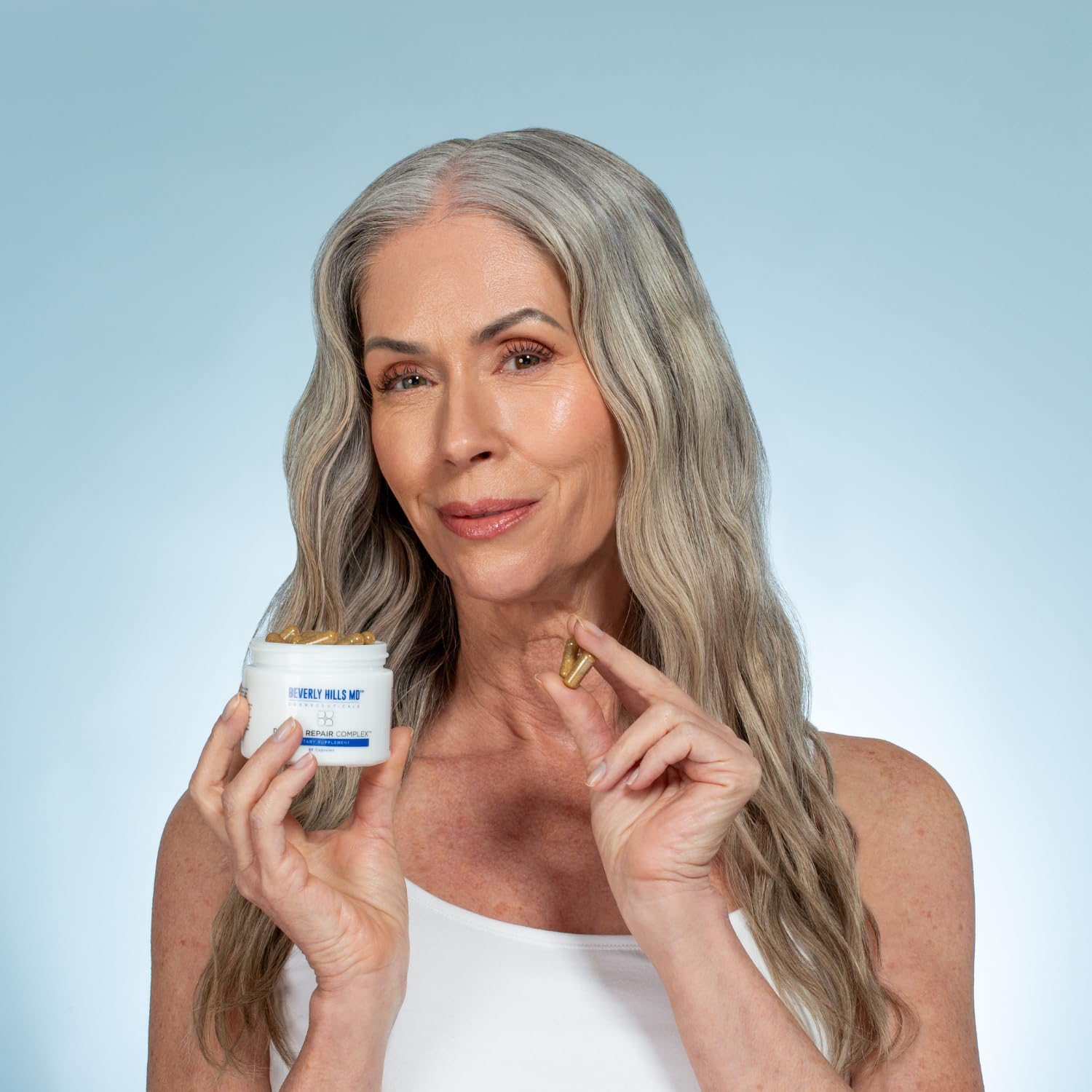 Beverly Hills MD Dermal Repair: aperçu des ingrédients, hyaluronique et collagène pour la peau.