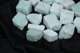 BEZAVO Amazonite brut: décor de bureau ou salon avec pierres naturelles.