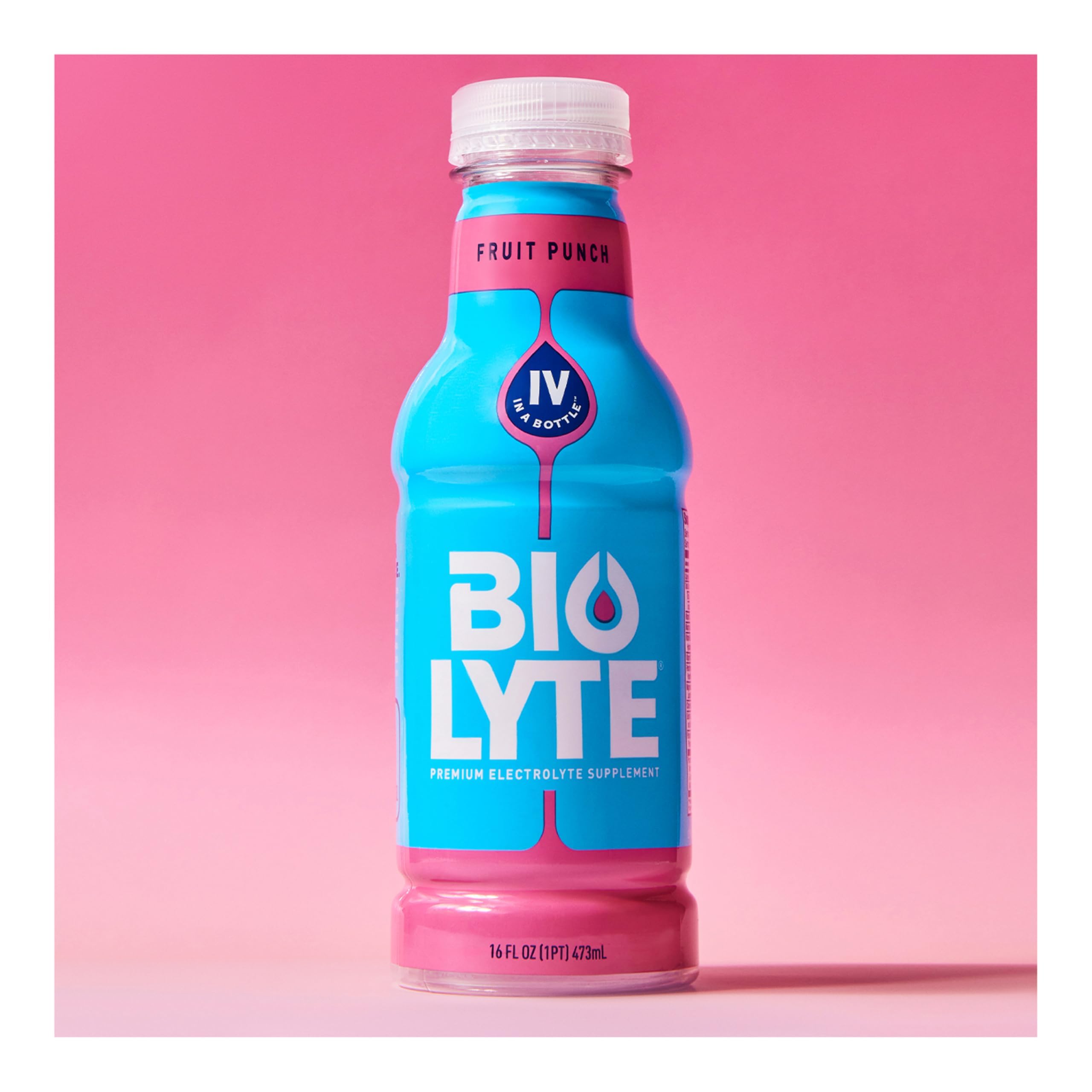Biolyte Fruit Punch : verre frais prêt pour une hydratation rapide.