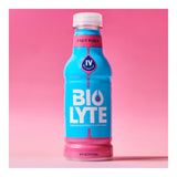 Biolyte Fruit Punch : verre frais prêt pour une hydratation rapide.