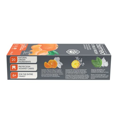 Texture crémeuse du dentifrice BIOMED Citrus Fresh, facile à rincer.
