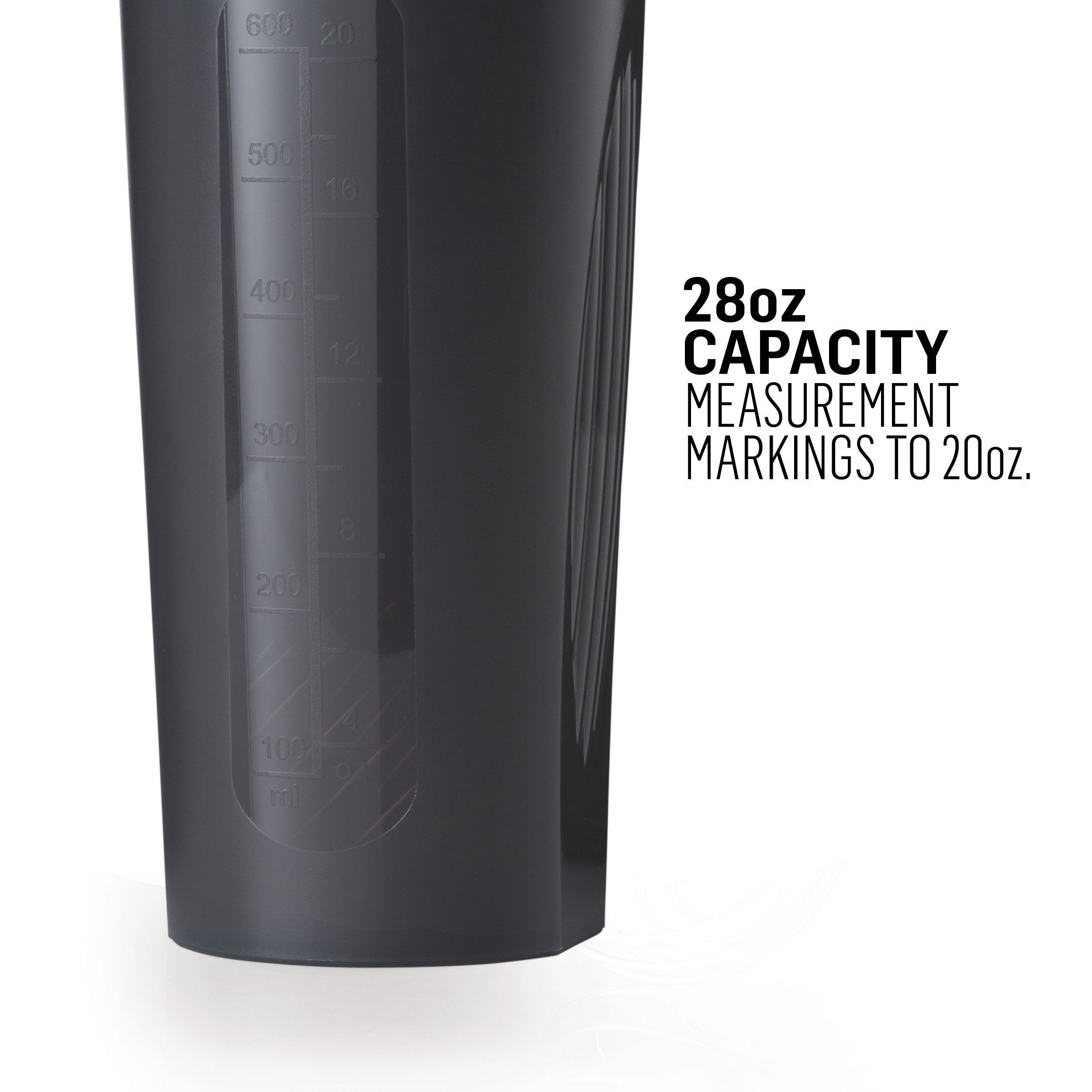 BlenderBottle Classic 28 oz ouverture-large pour ajouter facilement poudre et liquide.