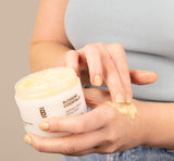Application sur mains et visage avec Blossom Essentials pour peau sèche