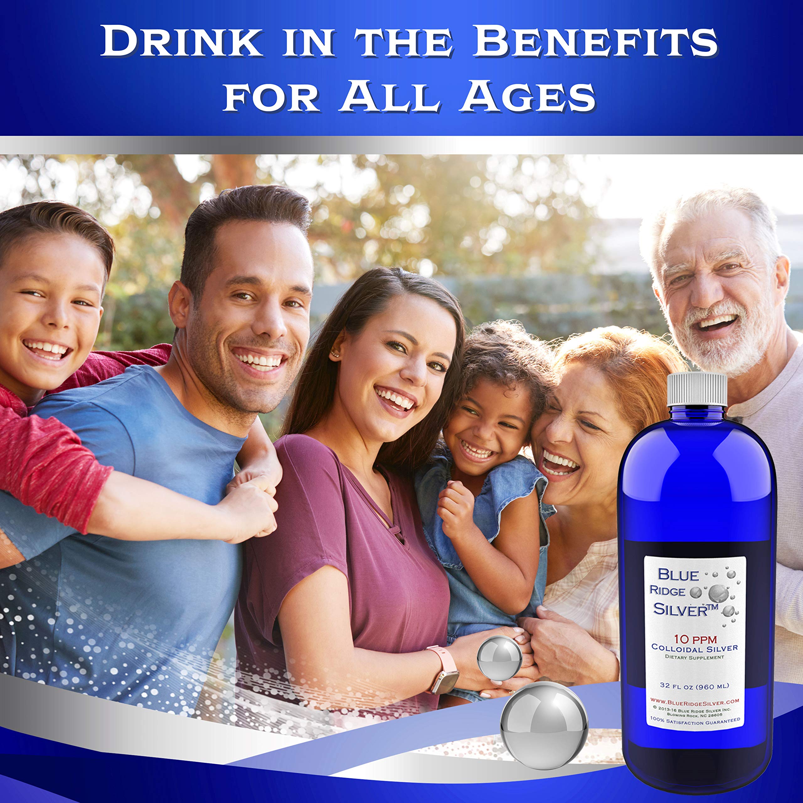 Versement d argent-colloidal Blue Ridge Silver dans l eau, utilisation facile