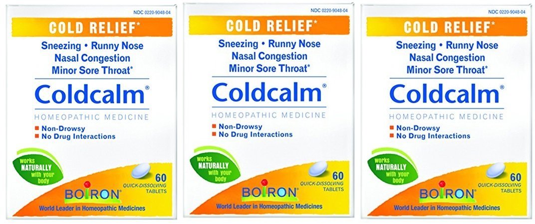 Boiron Coldcalm — bouteille de comprimés, usage quotidien potentiel pour le rhume léger.
