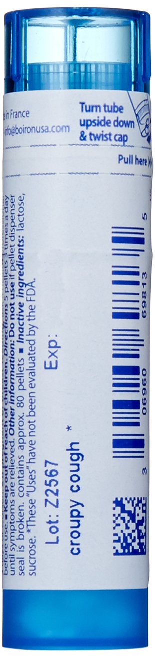 Spongia Tosta Boiron pellets se dissolvant dans l’eau pour faciliter la prise