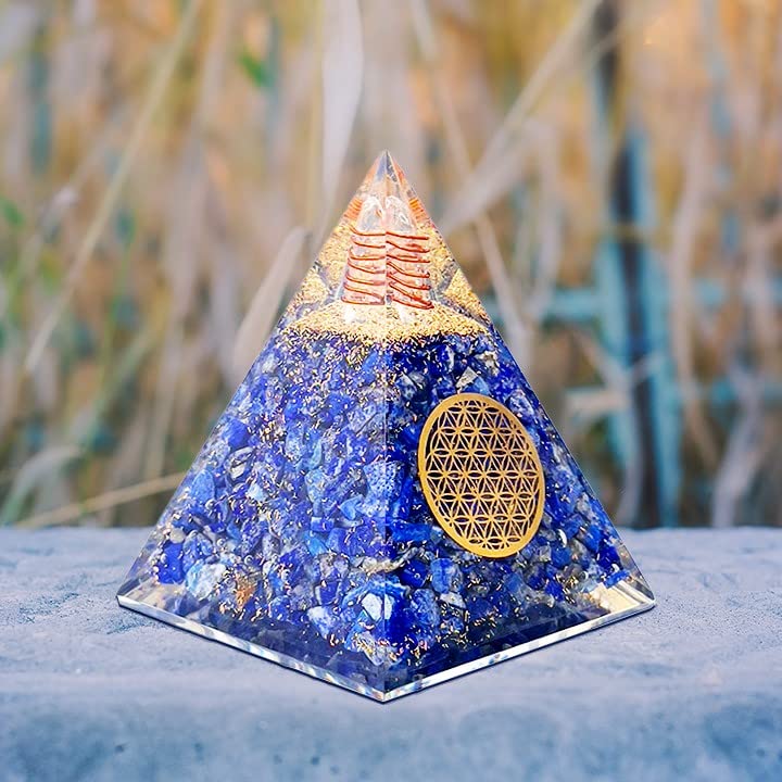 Orgone Pyramide équilibre gorge et troisième œil par Bombay Crystals Export