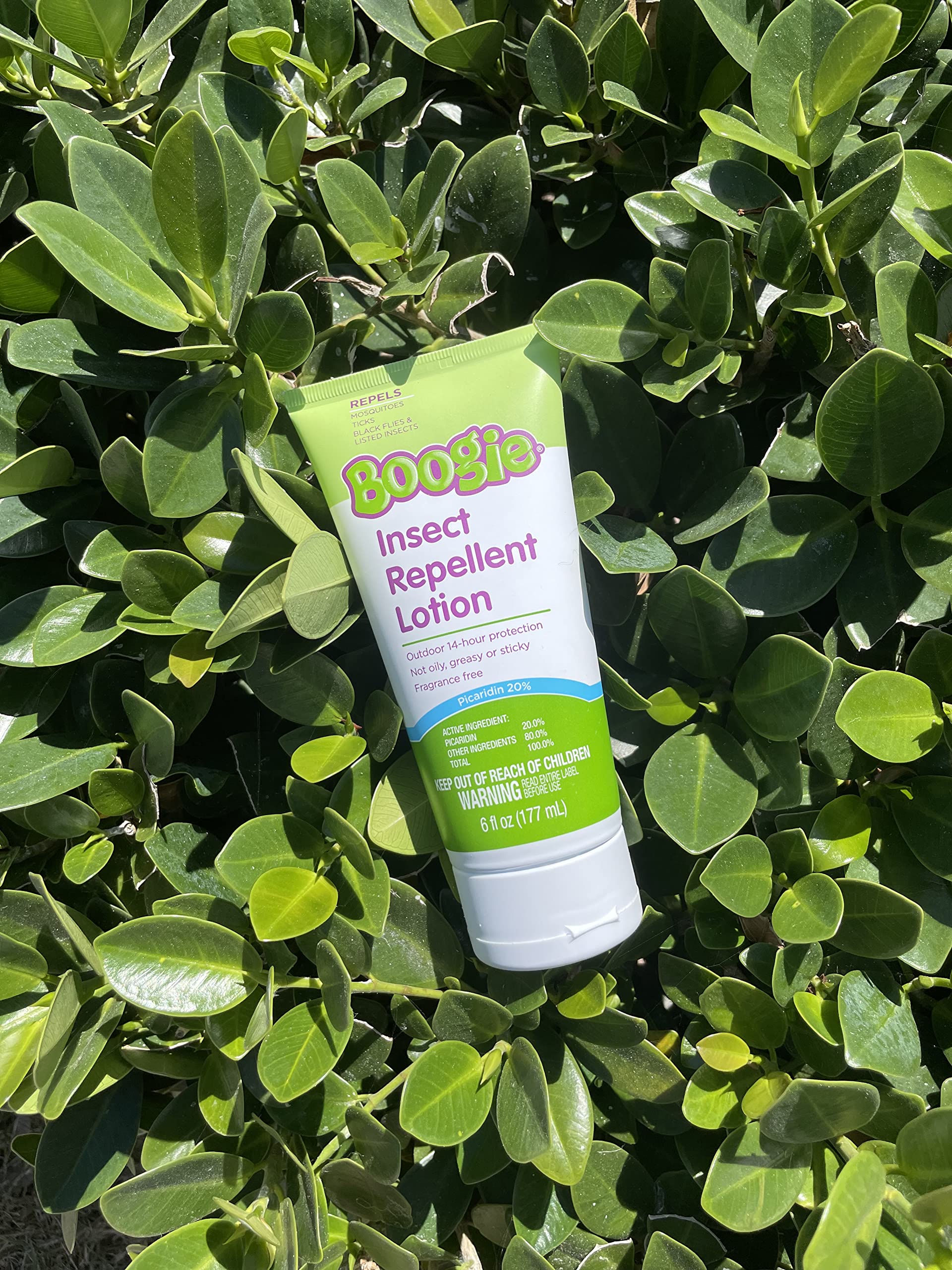 Boogie Lotion recommandée par des mamans pour protéger les sorties familiales.
