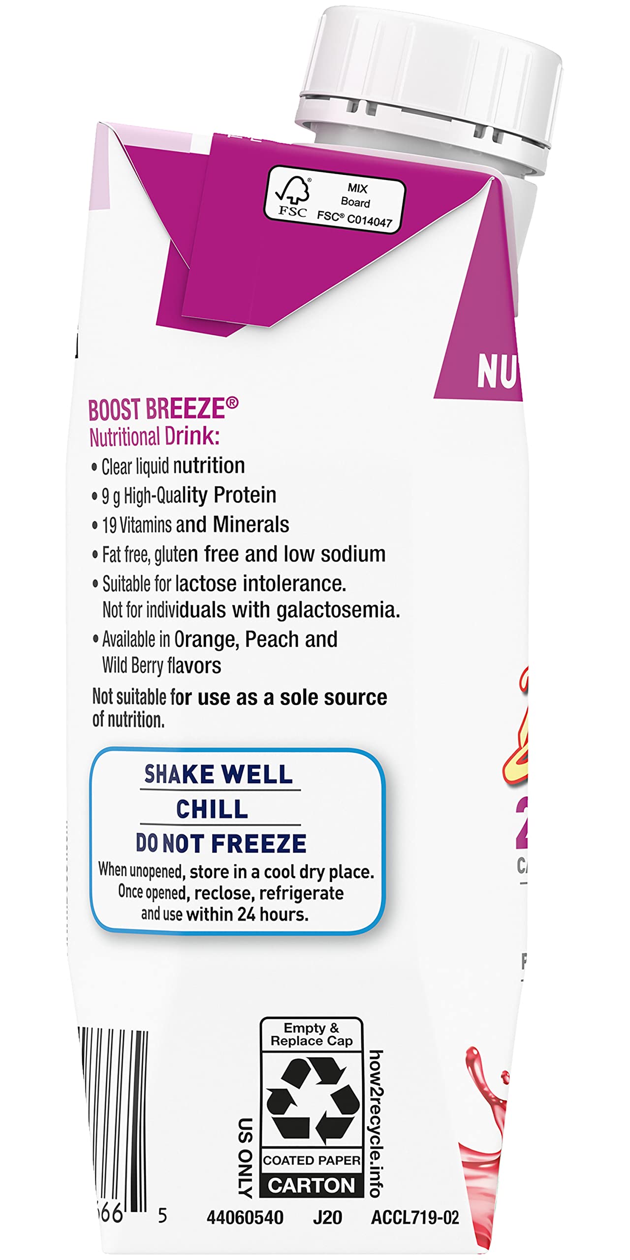 Versement de BOOST Breeze dans un verre, couleur claire et goût fruité