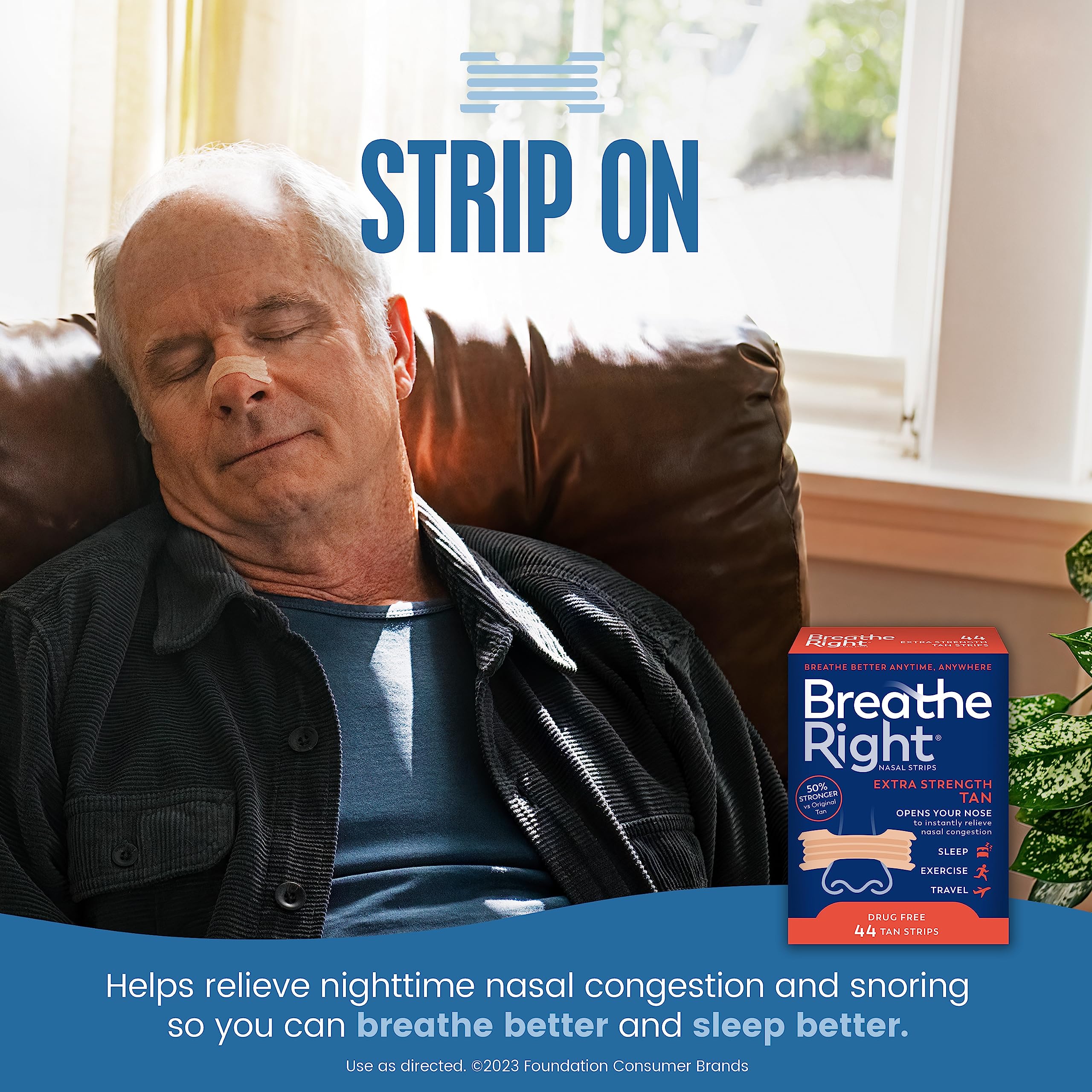 Bandes nasales Breathe Right posées sur le nez pour soulager rapidement la congestion.