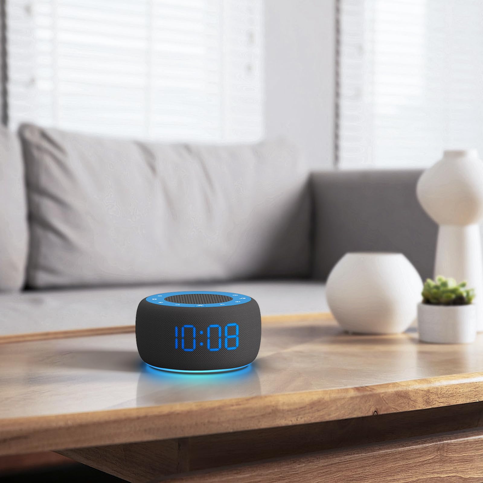 Buffbee design compact et ergonomique idéal sur une table de nuit.