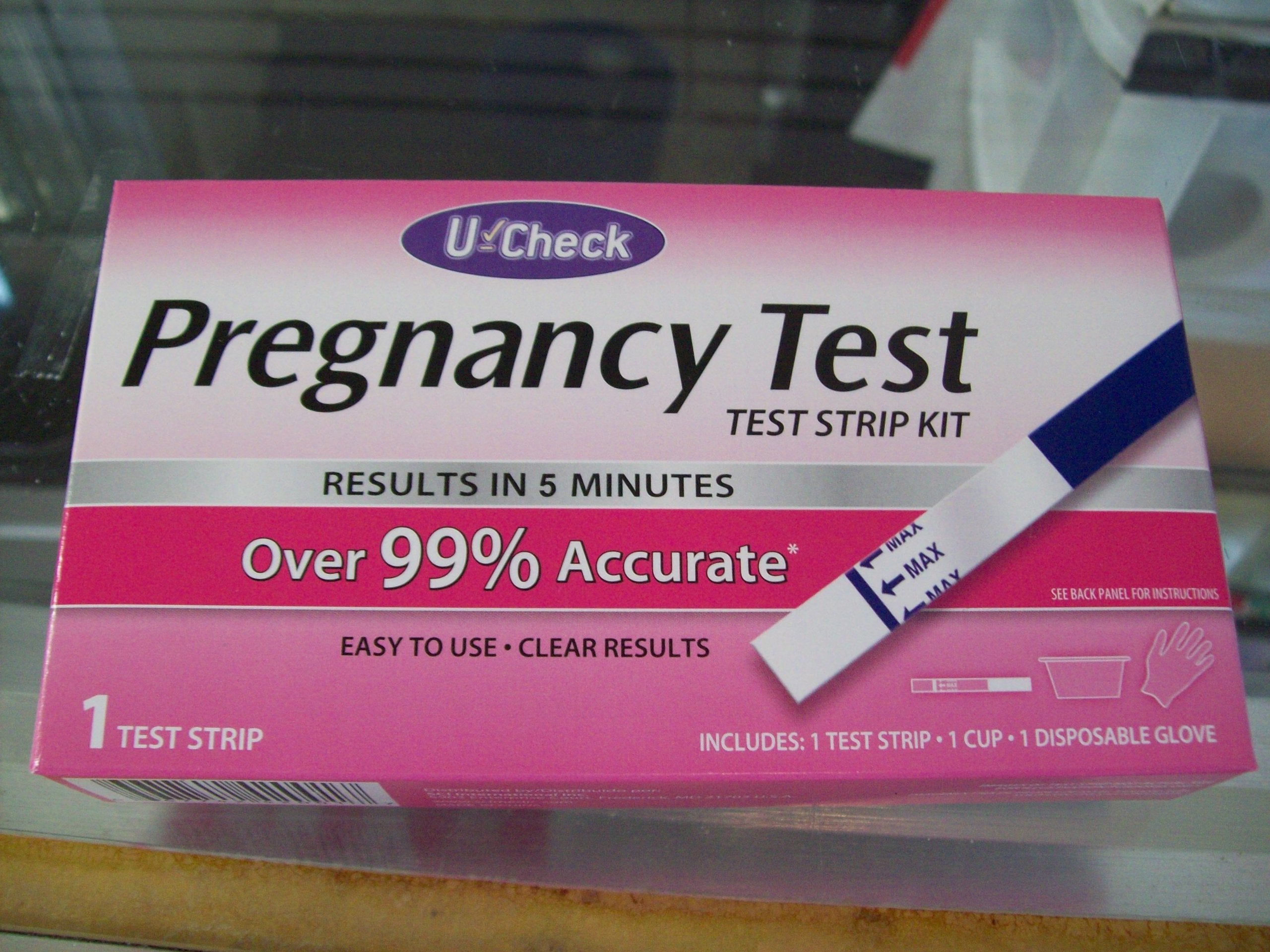 Test de grossesse U-check Bulk Buys sur l’emballage, utilisation simple et rapide.