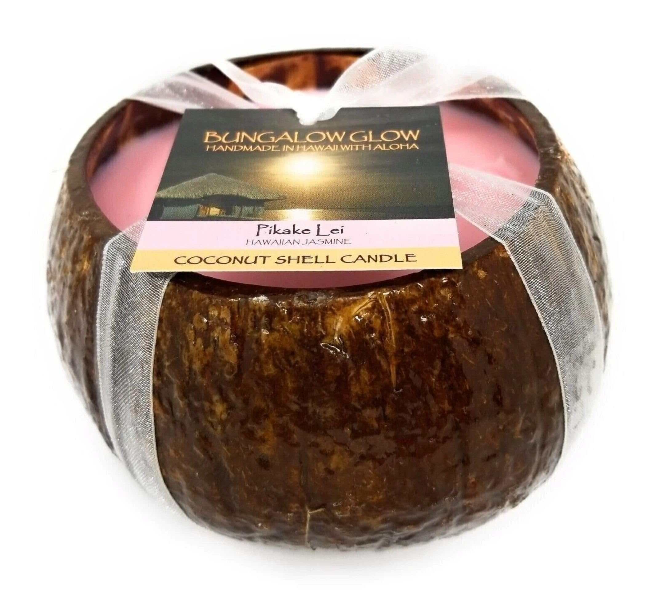 Bougie Bungalow Glow Pikake Lei Coco, emballage soigné pour cadeau élégant.