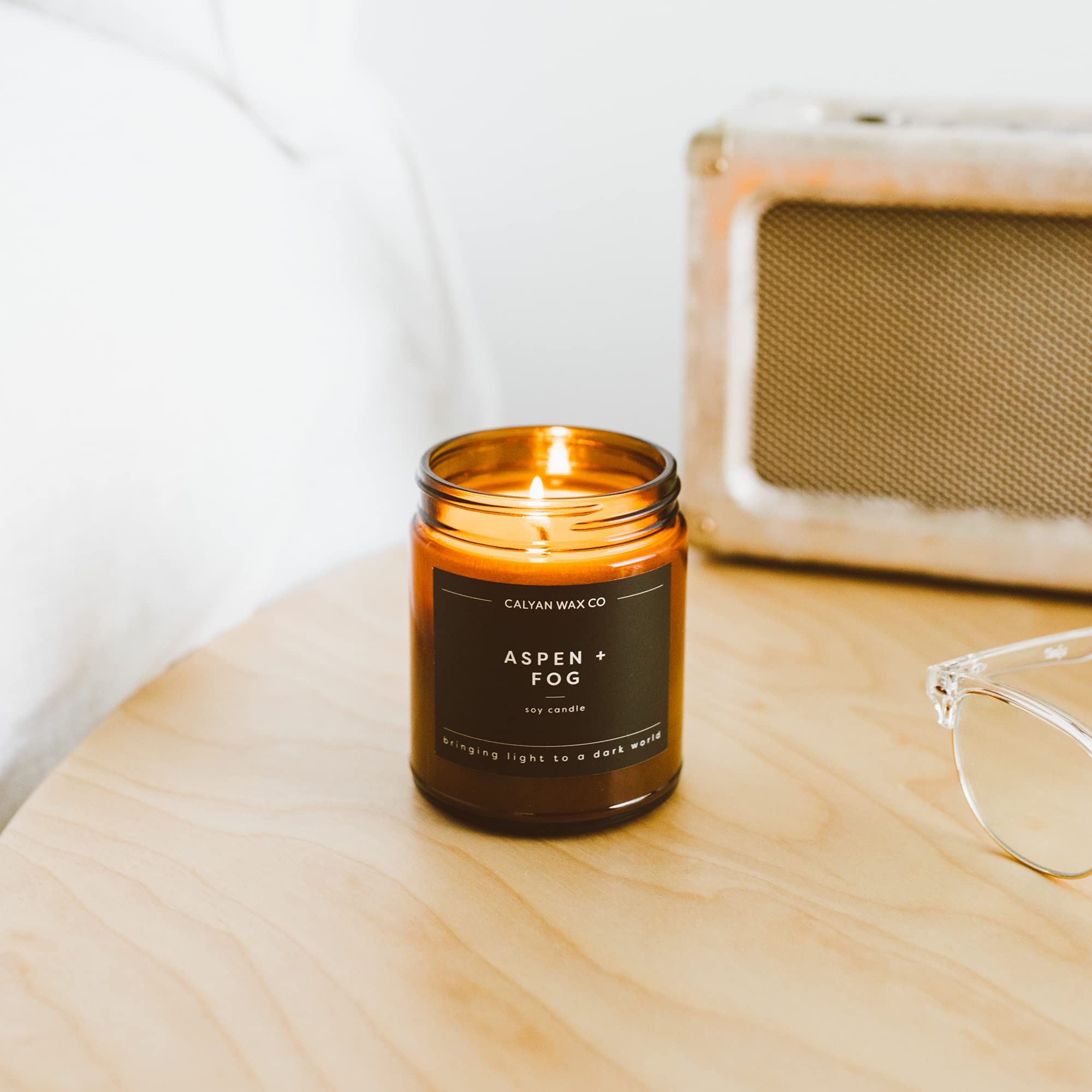Ambiance élégante et naturelle idéale pour salon et chambre.