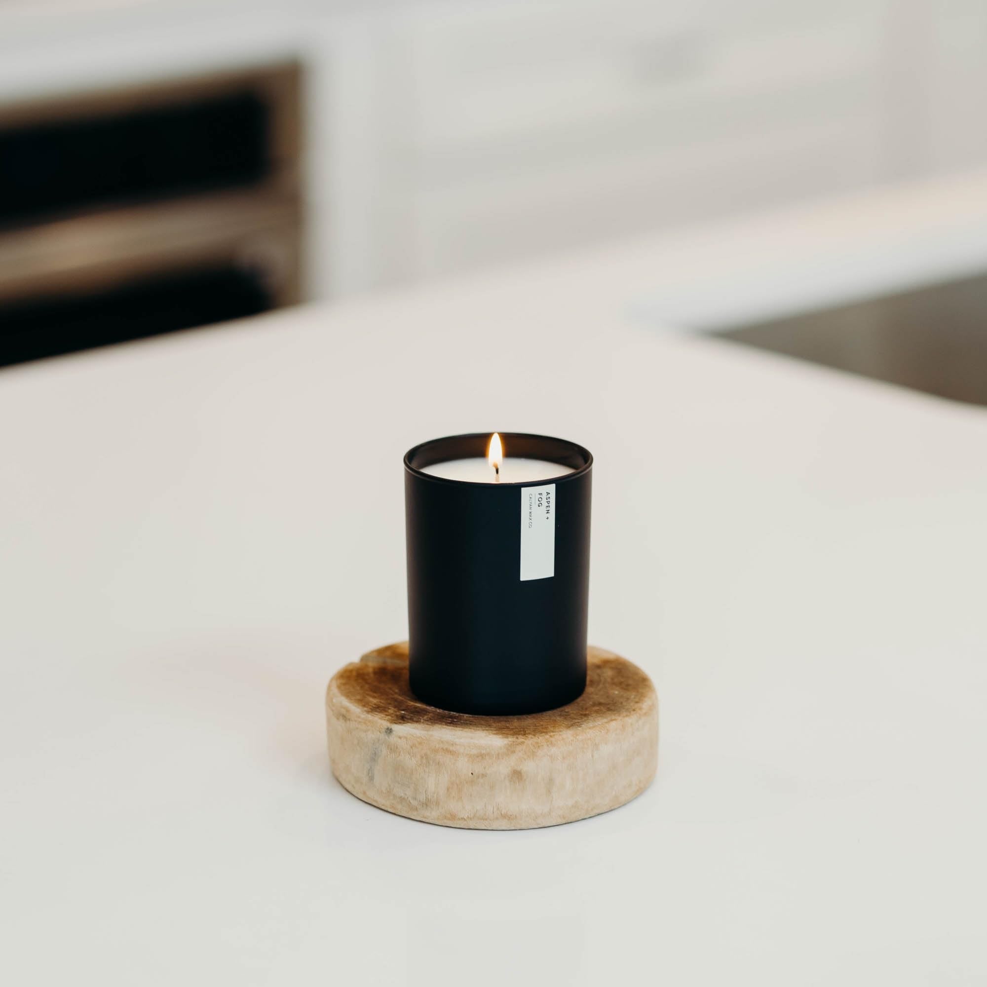 Calyan Wax Co. reversant 5% des profits à des associations contre la traite humaine.