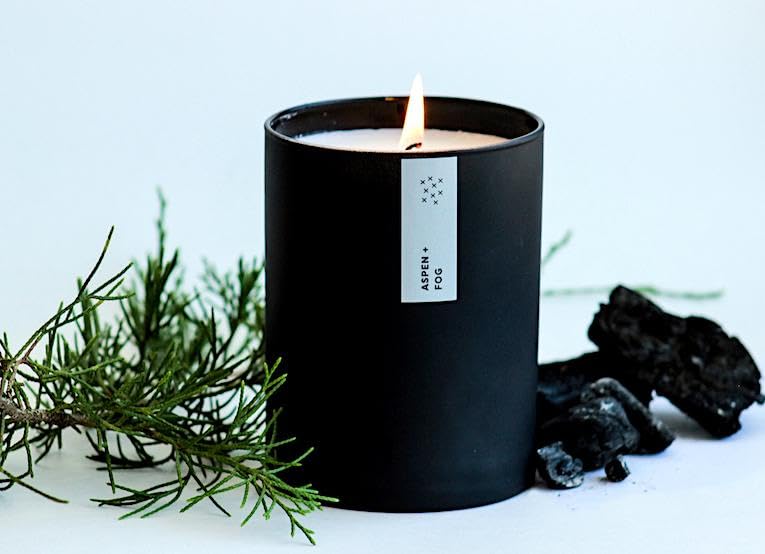 Calyan Wax Co. Aspen & Fog sans paraffine, végan et cruelty-free pour une expérience pure.