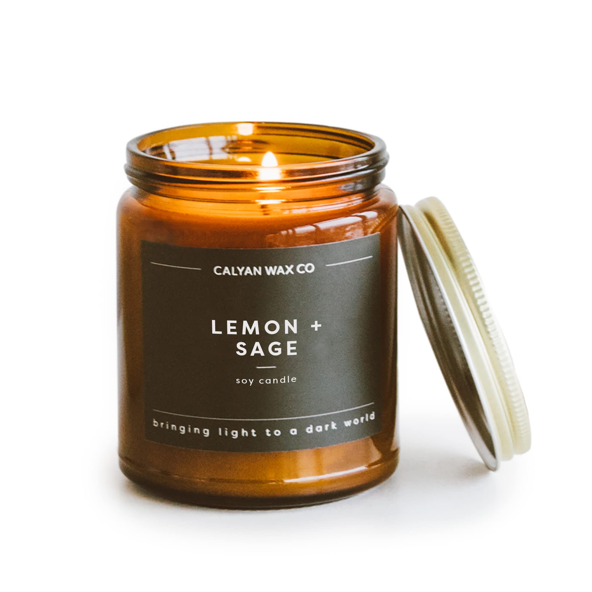 Bougie Calyan Wax Co. citron et sauge — ambiance apaisante pour salon.