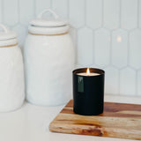 Bougie Calyan Wax Co. durée 75 heures pour une longue expérience.