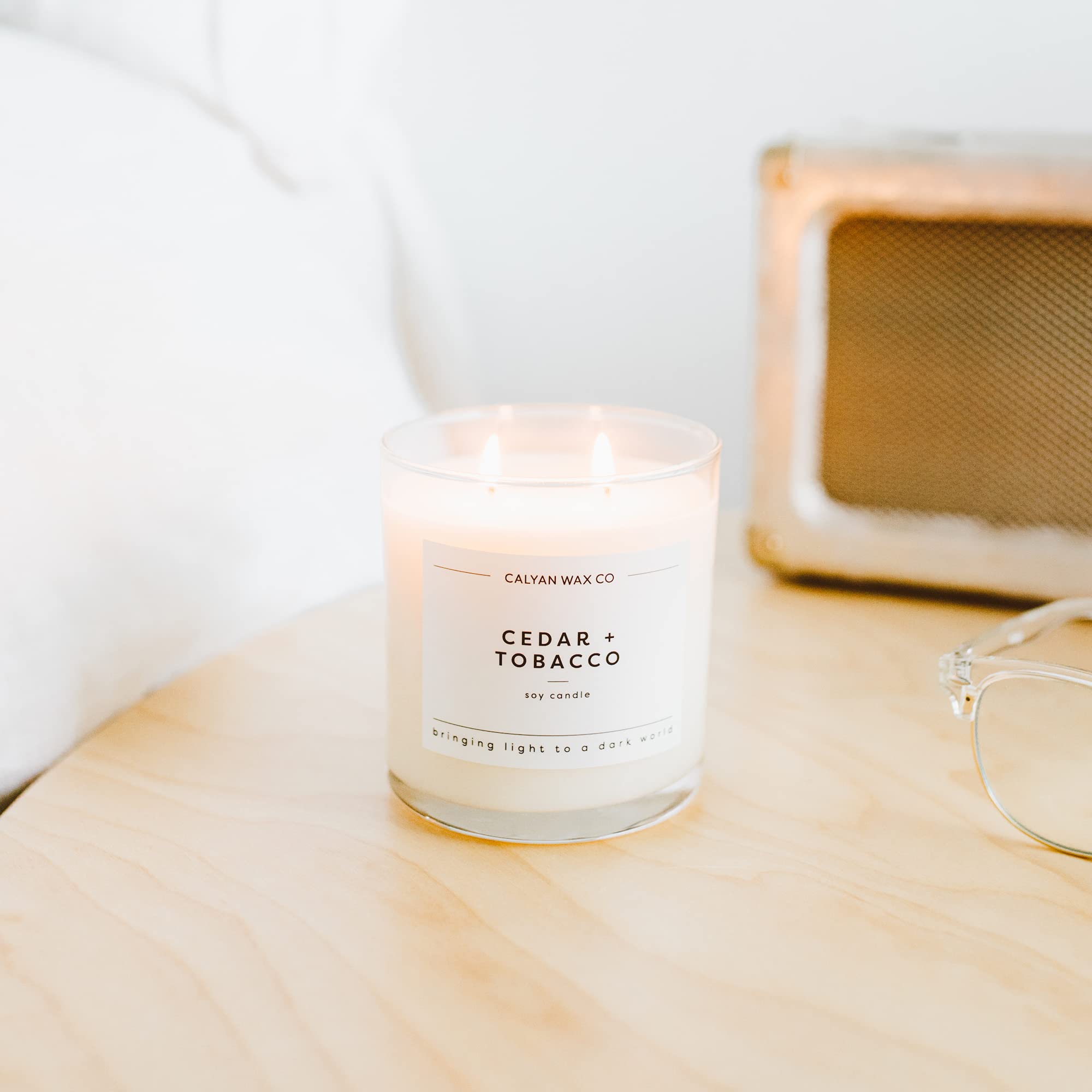 Emballage cadeau Calyan Wax Co Cedar & Tobacco