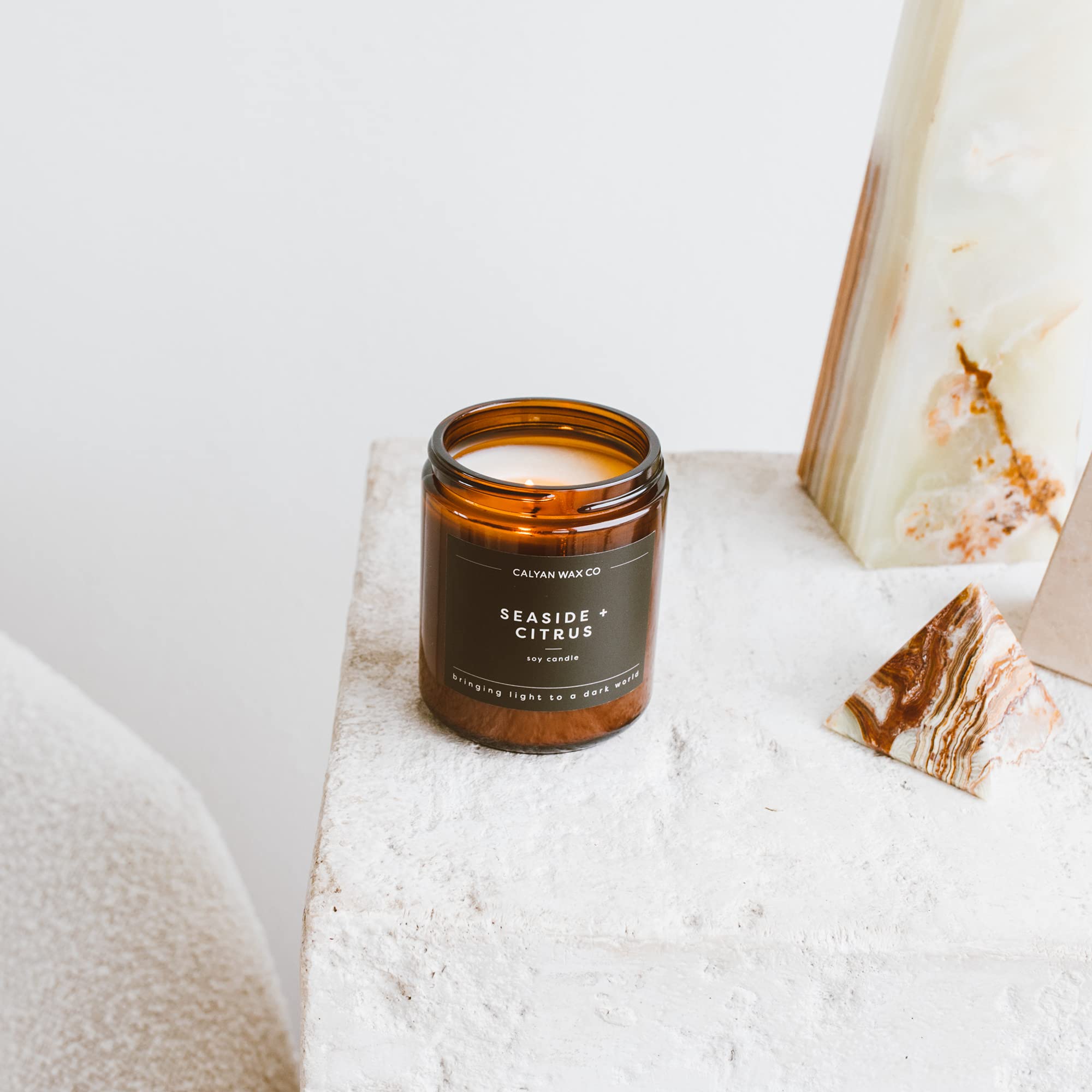 Calyan Wax Co. bougie engagement social; dons 5% des profits.