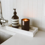Verre noir élégant, parfait décor et parfum durable.