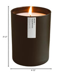 Bougie adaptée pour grandes chambres, présence parfumée durable.