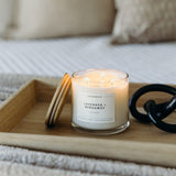 Format grand Calyan Wax Co Lavande Bergamot pour pièces spacieuses