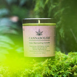 Lot de deux bougies Cannabolish, pratique et économique.