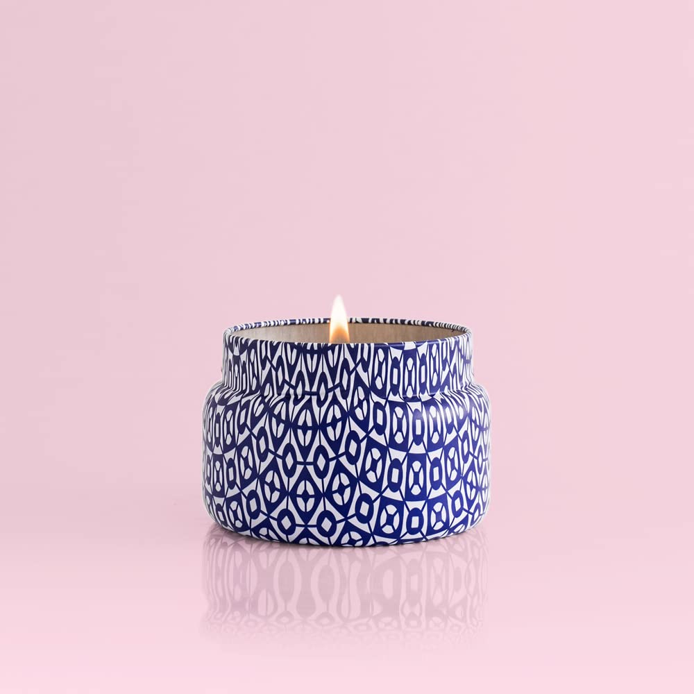 Capri Blue Bougie cire de soja bleu jean, ambiance luxe et durable.