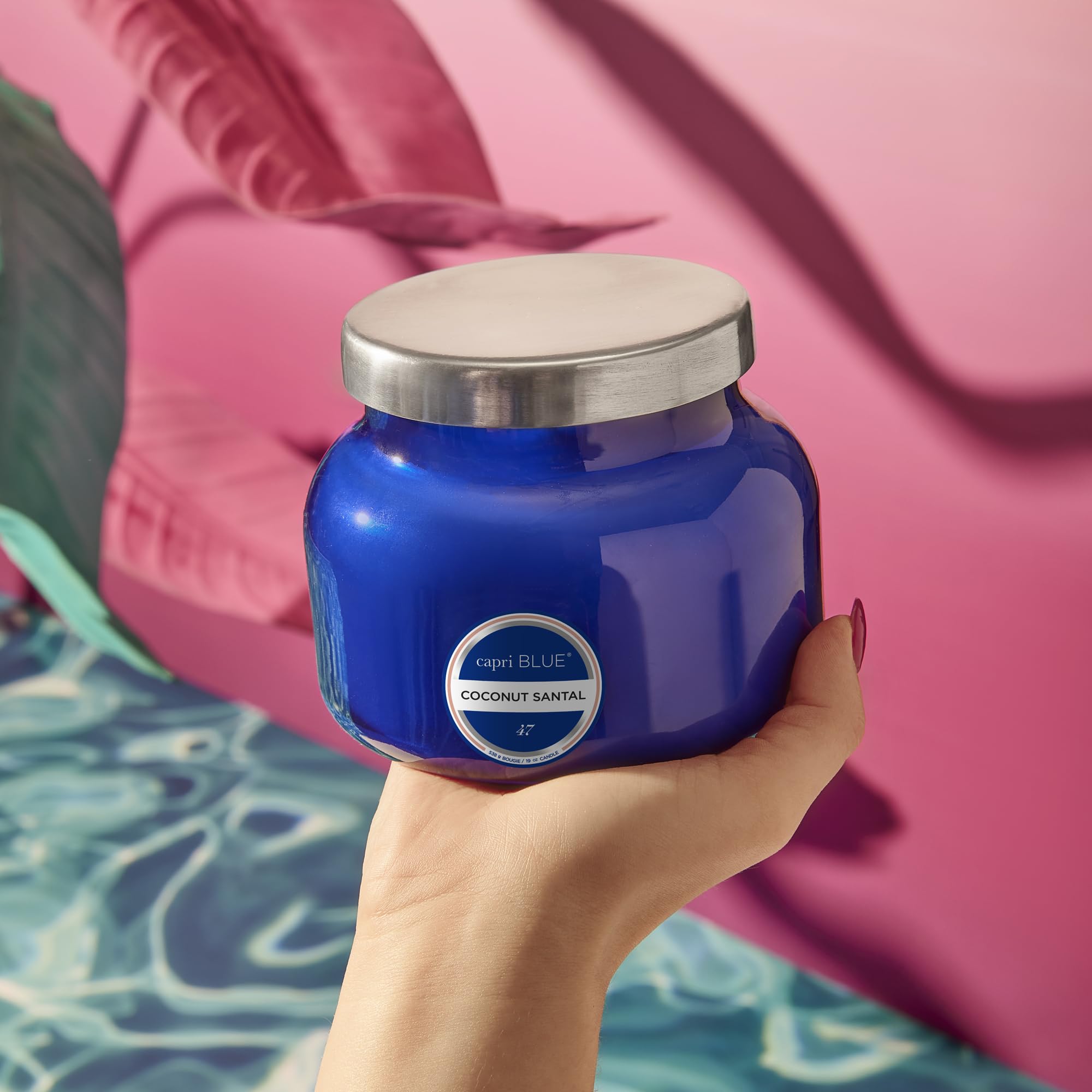Capri Blue Honeydew Crush bougie bleue petite, ambiance estivale garantie.