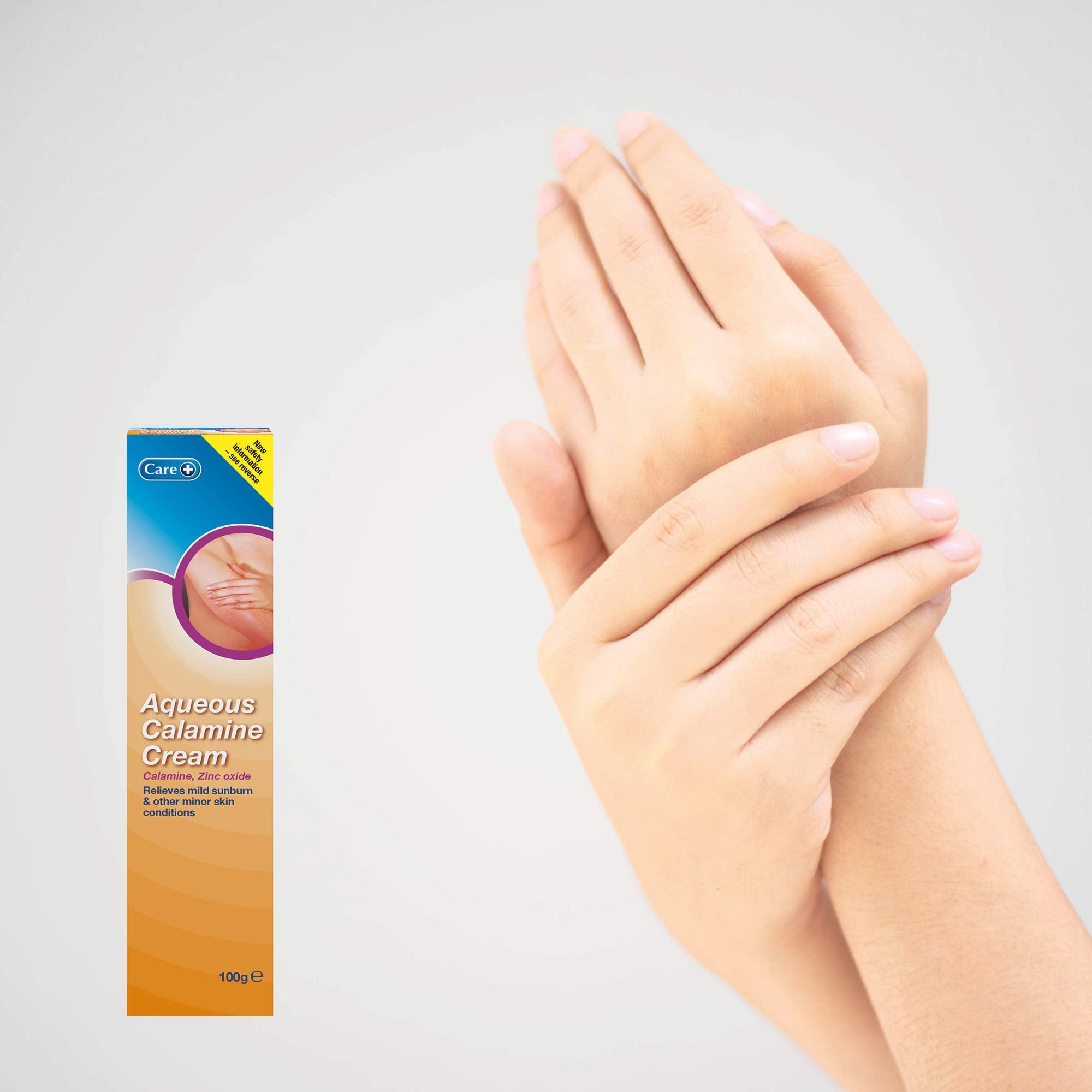 Care + Crème calamine aqueuse 100 – application douce sur peau sèche.