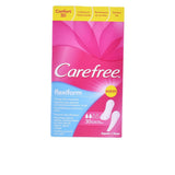 Carefree Flexiform protège-slips, format plat, douceur coton-doux et parfum frais adaptés à tout sous-vêtement.
