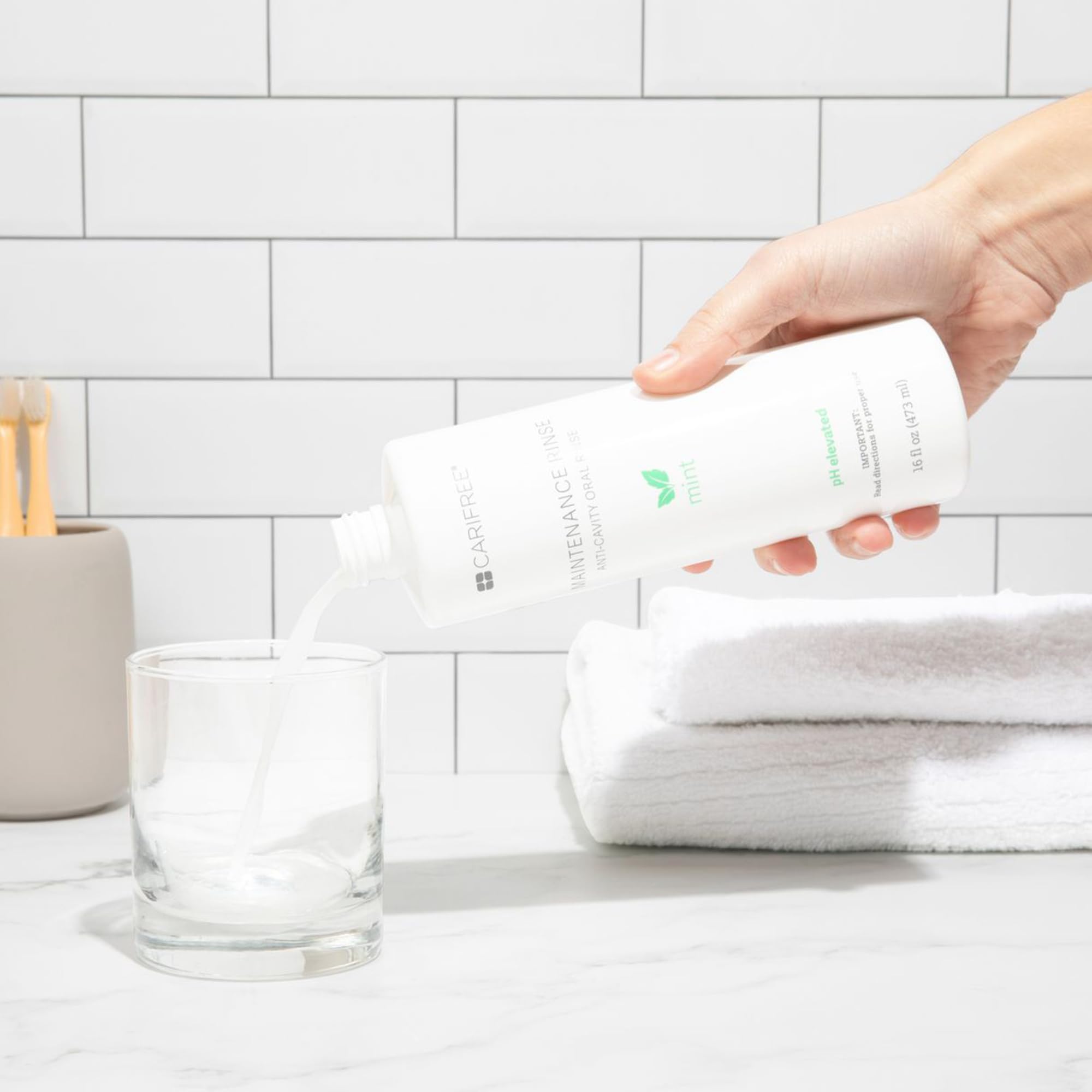 CariFree Maintenance Rinse recommandé par les dentistes pour accompagner l'hygiène bucco-dentaire.