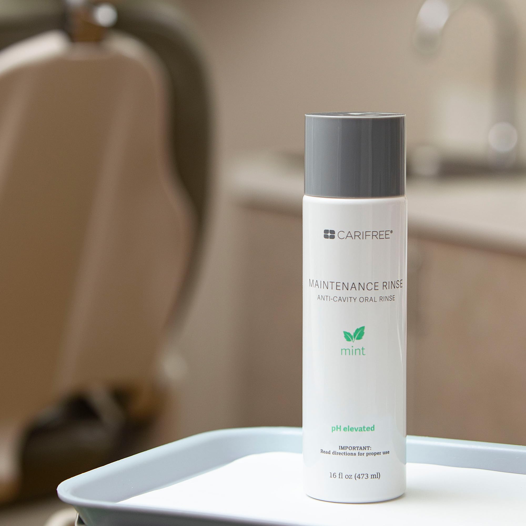 CariFree Maintenance Rinse sans alcool offre une sensation de fraîcheur.
