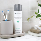 CariFree Maintenance Rinse avec xylitol et ph-plus pour une routine bucco-dentaire équilibrée.