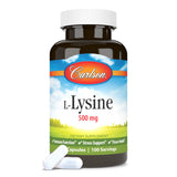 Carlson L-Lysine 500 mg, capsules dans un verre pour ingestion aisée